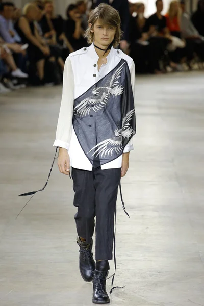 Look 5